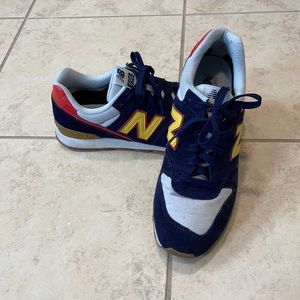 New Balance 696